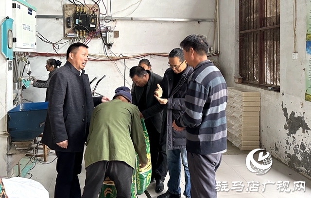 新蔡縣頓崗鄉(xiāng)開(kāi)展主題教育專題黨課活動(dòng)