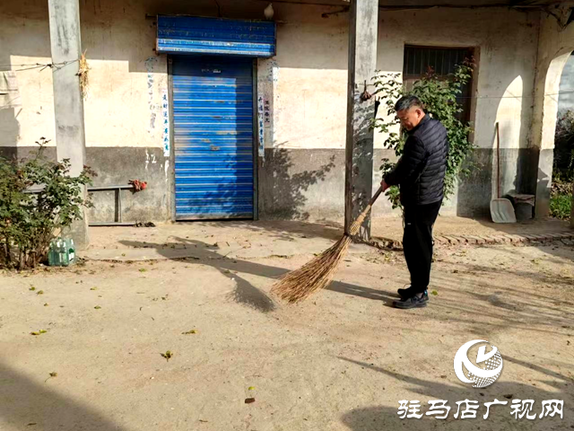 確山縣普會寺鎮(zhèn)：幫扶隊員來助力，攜手共建美庭院