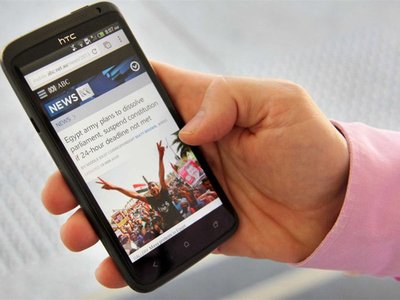 常刷手機(jī)眼睛干，不妨試試這幾招