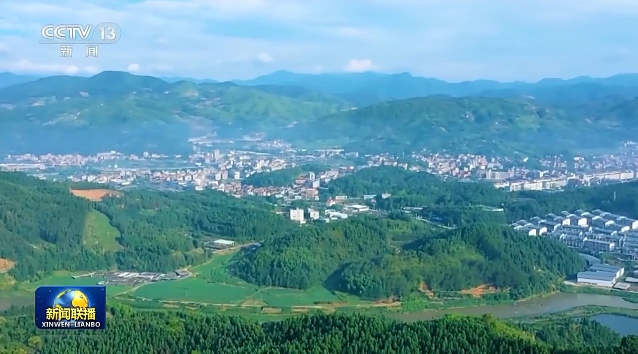 深入群眾問(wèn)需于民 “四下基層”永遠(yuǎn)把老百姓放在心中最高位置