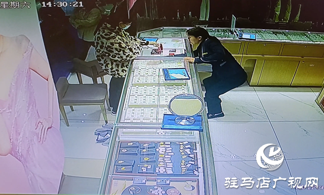 金店遺失金鐲 警方及時追回