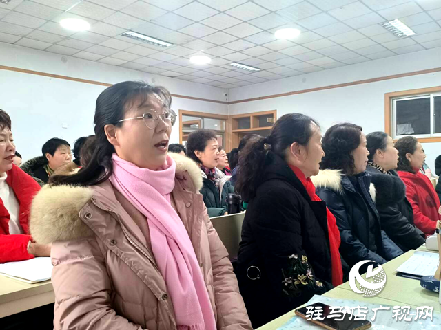 老有所樂帶領(lǐng)大家走進(jìn)老年大學(xué)金色年華合唱團(tuán)