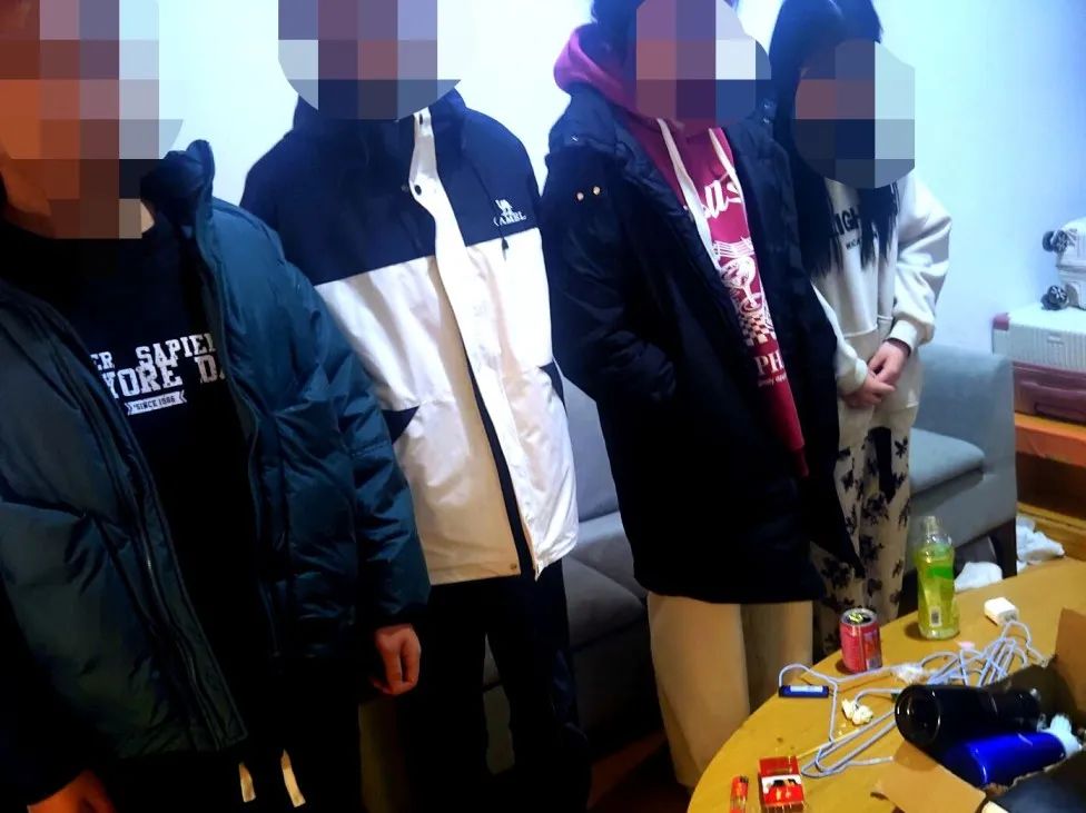 一夜吸食“笑氣”840瓶？抓！