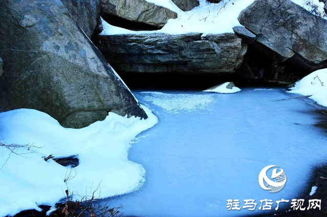 泌陽縣:冰凌疊嶂如山峙 剔透晶瑩入眼來
