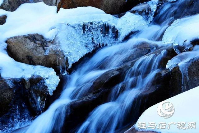 泌陽縣:冰凌疊嶂如山峙 剔透晶瑩入眼來