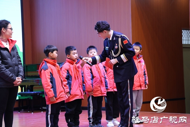 河南省&ldquo;美麗鄉(xiāng)村行&rdquo;交通安全巡回宣講活動走進(jìn)駐馬店驛城區(qū)