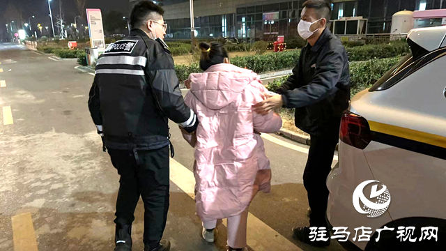 民警14分鐘護(hù)送臨產(chǎn)孕婦就醫(yī)