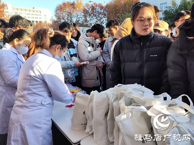 黃淮學(xué)院青春紅十字協(xié)會開展“共抗艾滋，共享健康”第二屆防艾短視頻大賽