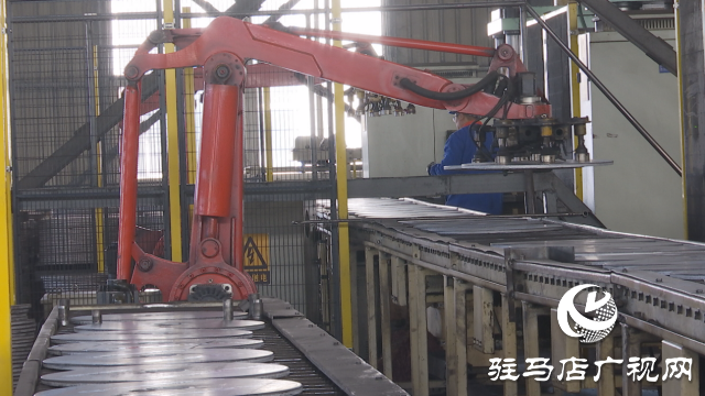 駐馬店：小小制動(dòng)鼓  闖出大市場(chǎng)