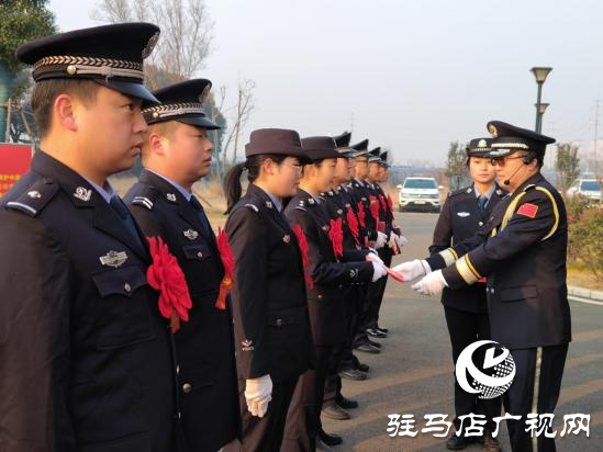 駐馬店市公安局高新區(qū)分局舉行第四個(gè)警察節(jié)慶?；顒?dòng)