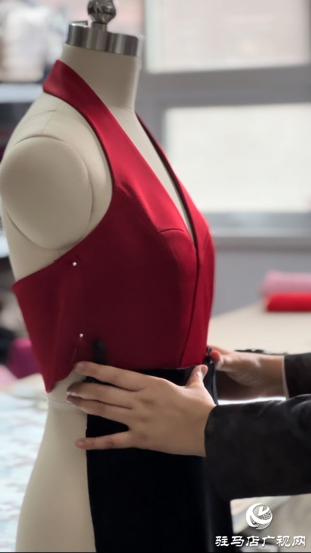 服裝設(shè)計的魅力：體現(xiàn)個性品味 滿足精神需求