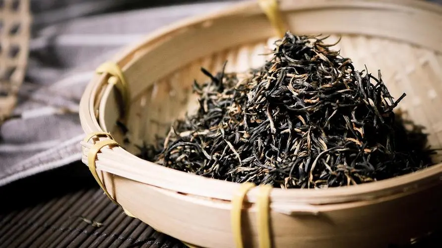 一葉見方寸，一茶現(xiàn)萬千