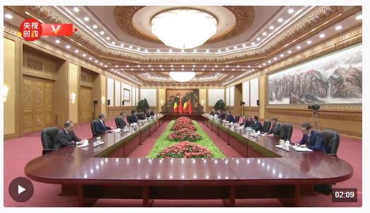 獨(dú)家視頻丨習(xí)近平會(huì)見(jiàn)比利時(shí)首相：中歐之間需要架更多的“橋”