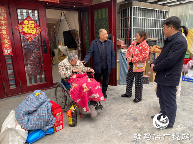 中國(guó)殘聯(lián)副主席張銀良到平輿縣走訪慰問幫扶戶