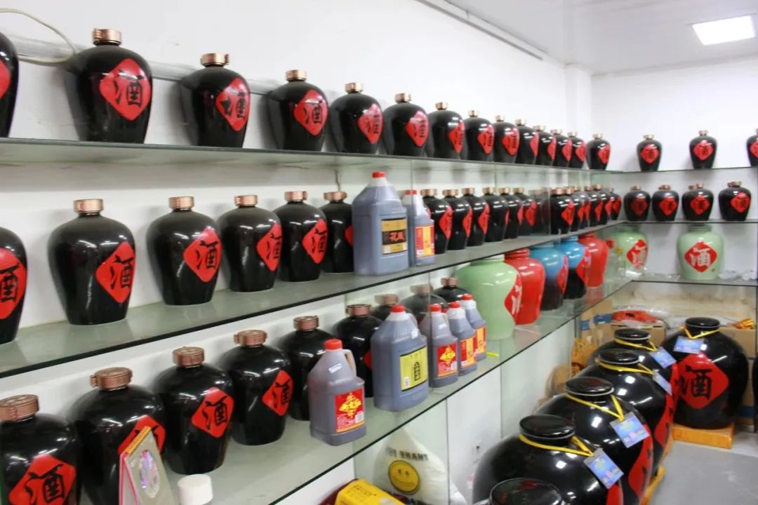 注意了！散裝酒、自制泡酒沒有“身份標(biāo)簽”不可亂出售，分分鐘違法！