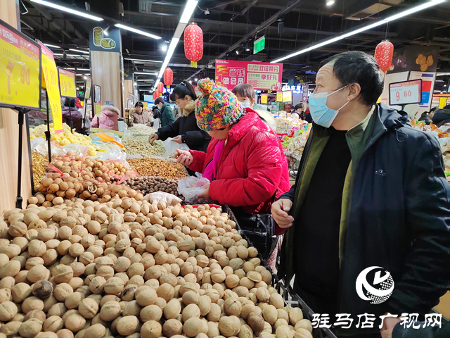 炒瓜子、炒核桃！駐馬店“煙火氣”中迎新春
