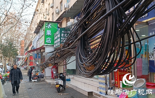 駐馬店：大雪致線桿斷裂線纜垂落 多部門聯(lián)動(dòng)消除隱患