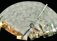 追月，步履不停