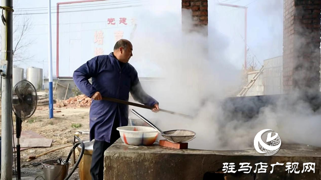 正陽(yáng)縣王勿橋鄉(xiāng)：家家有醋缸 空中飄醋香