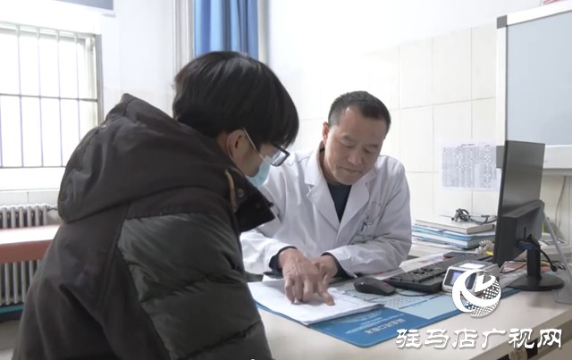 身高一米八 體重不過(guò)百 醫(yī)生：懷疑是胡桃?jiàn)A綜合征