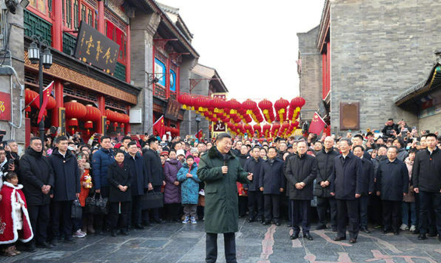 習近平春節(jié)前夕在天津看望慰問基層干部群眾