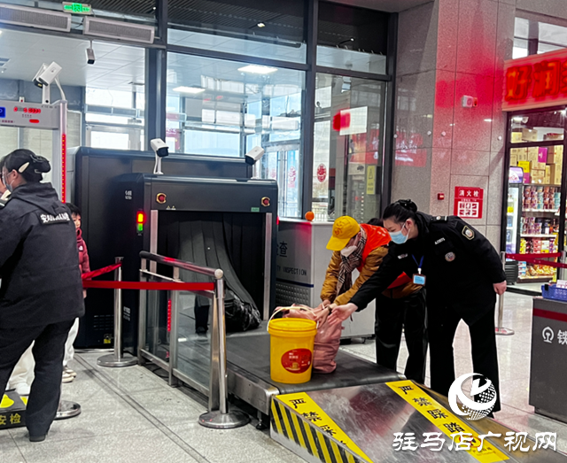 駐馬店車務(wù)段采取多項(xiàng)措施應(yīng)對(duì)低溫雨雪天氣