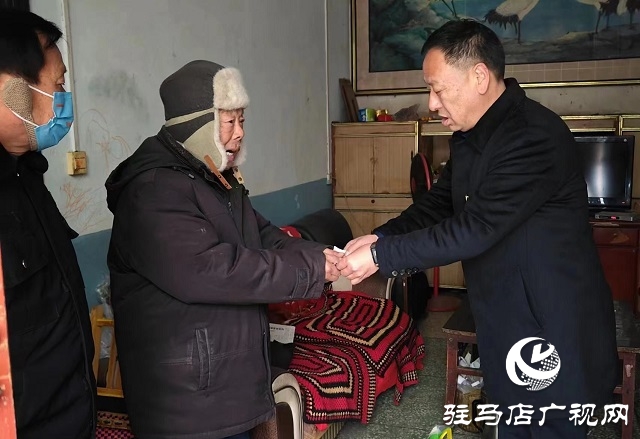 西平縣柏城街道北關社區(qū)走訪慰問轄區(qū)困難群眾