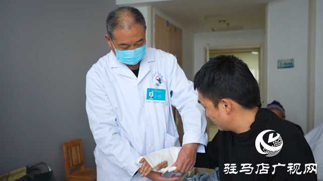持續(xù)降雪，滑倒摔傷患者增多，專家支招