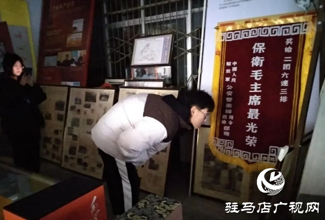駐馬店：新春佳節(jié) 復興博物館涌動紅色激情
