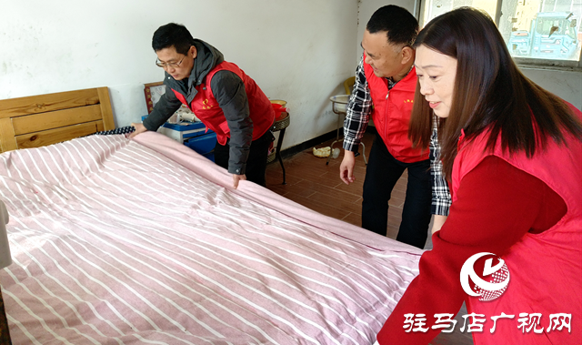 平輿縣十字路鄉(xiāng)：文明實踐活動走進(jìn)鄉(xiāng)敬老院