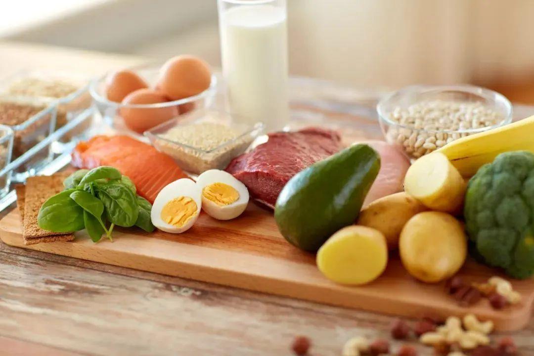 海帶、豆?jié){、西藍花&hellip;&hellip;@甲狀腺疾病患者：這些食物要適量