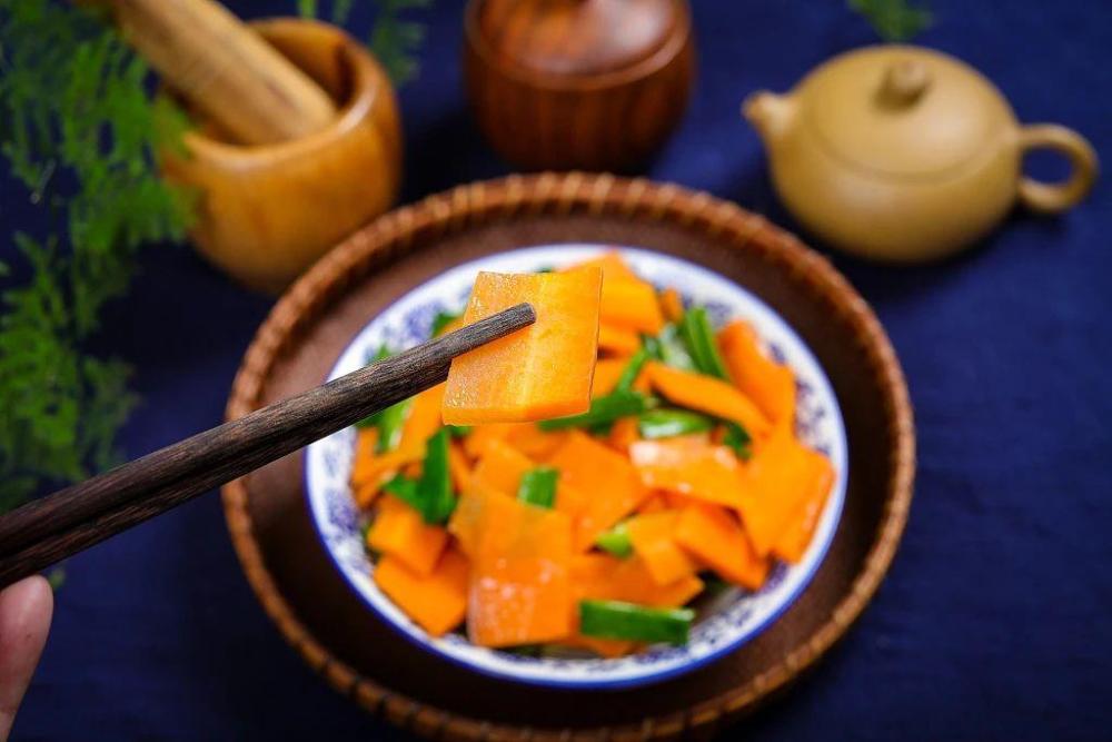 紅色、紫色、橘色，不同顏色的胡蘿卜營養(yǎng)大不同！