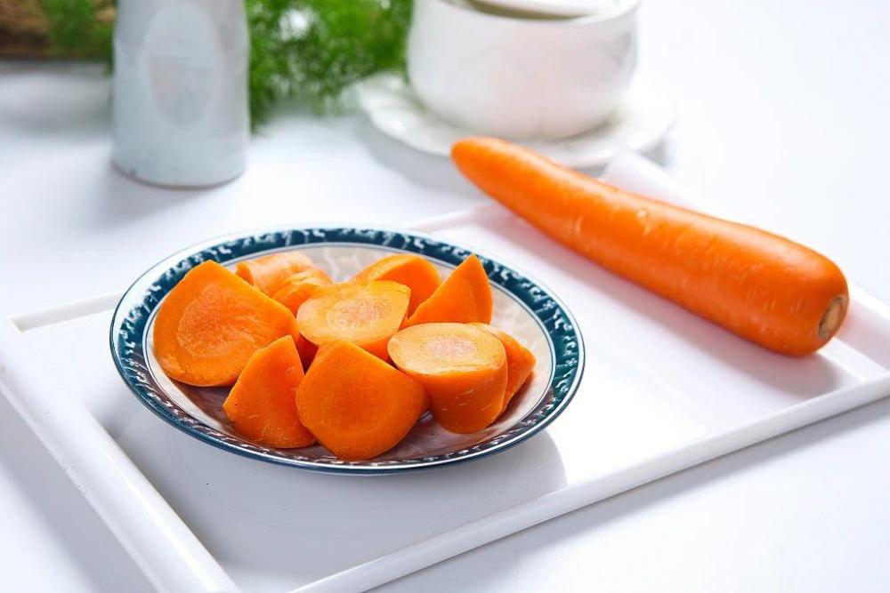紅色、紫色、橘色，不同顏色的胡蘿卜營養(yǎng)大不同！