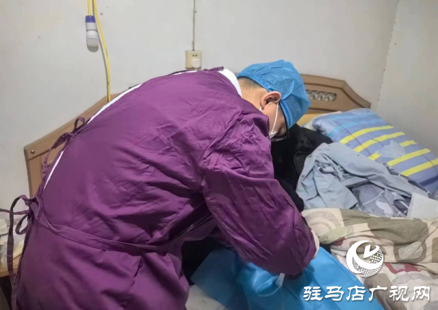 西平縣:醫(yī)護(hù)服務(wù)送上門(mén) 貼心便捷暖人心