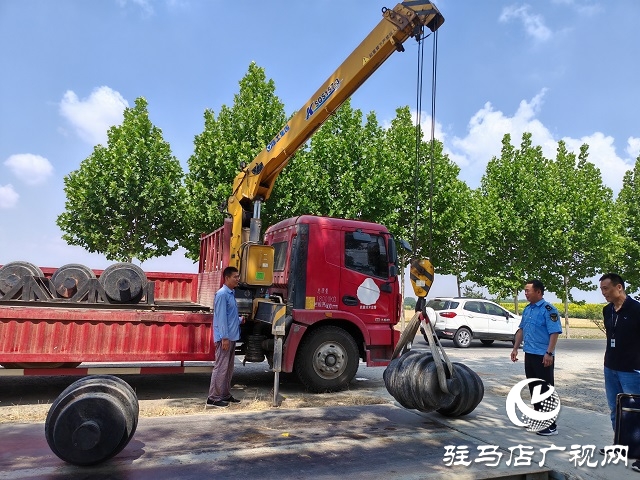 平輿縣組織開展“三夏護(hù)農(nóng) 維護(hù)農(nóng)民利益”專項(xiàng)行動