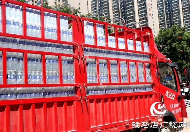 馳援新鄉(xiāng)！駐馬店廣播電視臺(tái)募集救災(zāi)物資再出發(fā)！