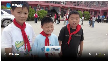 象·暖流丨12年，他們?yōu)樯嚼锖⒆铀土?0000多箱牛奶