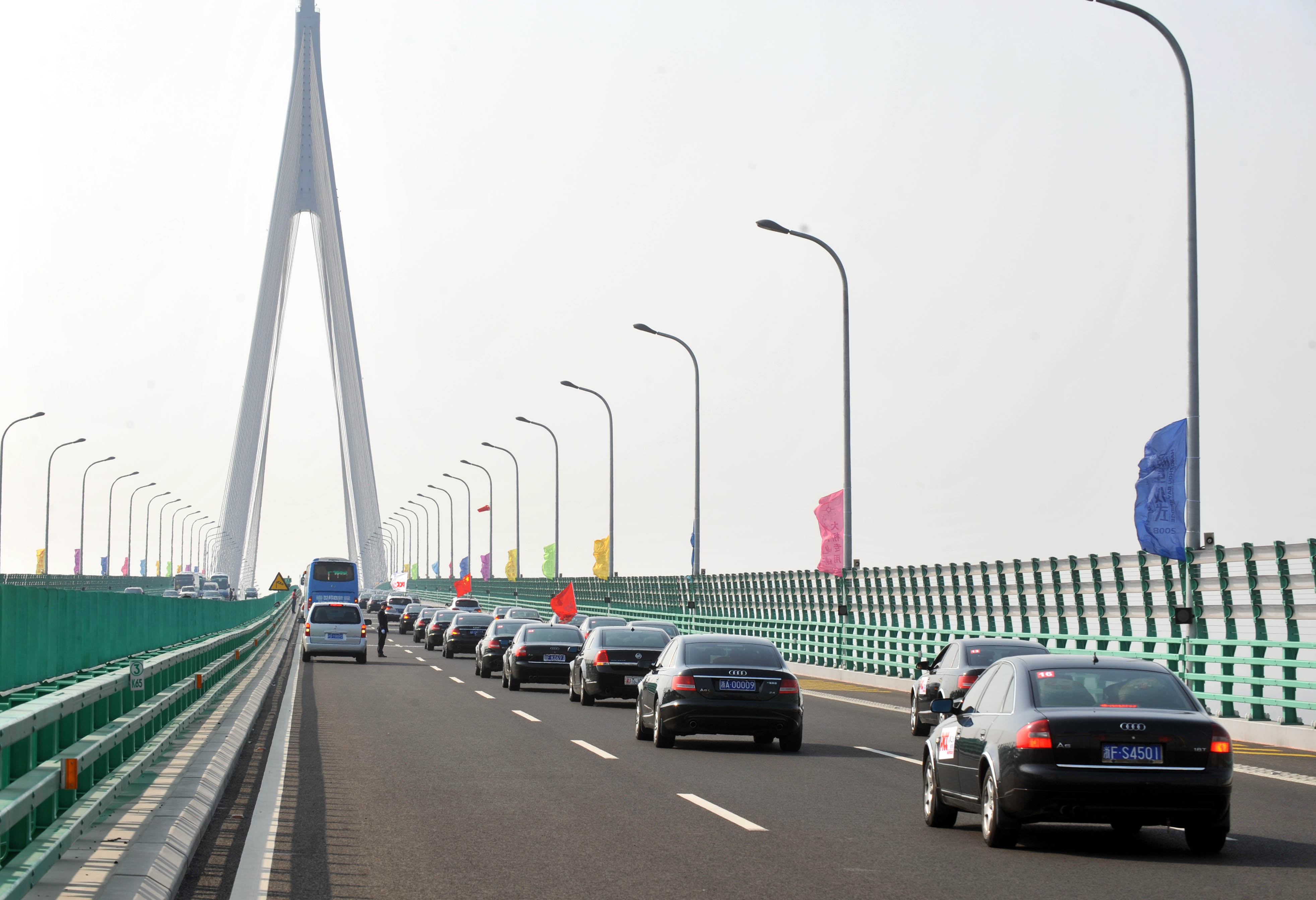  第一視點丨一步一步往前走 一項一項往前推——深入推進長三角一體化發(fā)展綜述