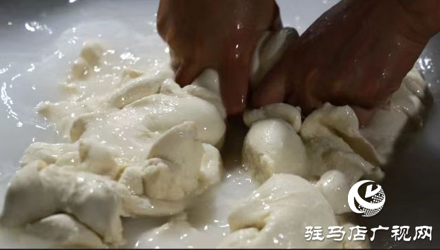 長壽之鄉(xiāng)的美食故事&mdash;&mdash;春會的涼皮情