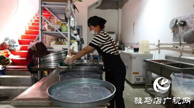 長壽之鄉(xiāng)的美食故事&mdash;&mdash;春會的涼皮情