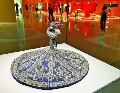 錦篇繡帙 蔚為大觀——“五彩錦簇——中華服飾文化展”走筆