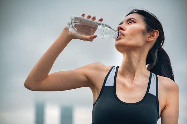 愛喝水VS不愛喝水，差別到底有多大？