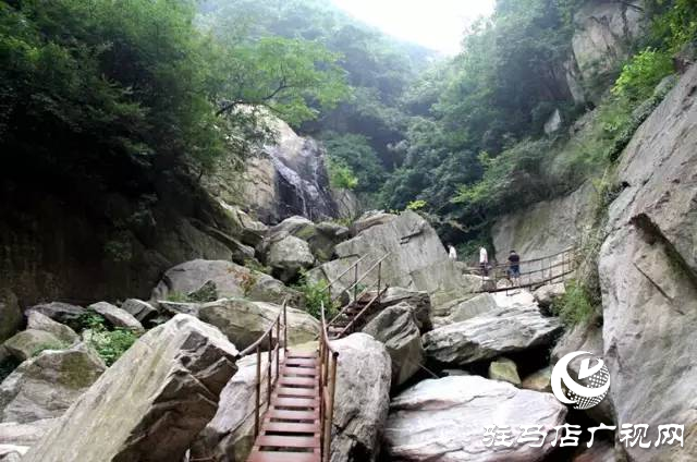 泌陽縣峻險(xiǎn)秀美&ldquo;九龍瀑&rdquo; 大自然的鬼斧神工