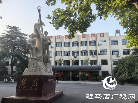 上蔡一高：6名同學(xué)已通過(guò)清華大學(xué)北京大學(xué)“高校專項(xiàng)計(jì)劃”報(bào)名審核