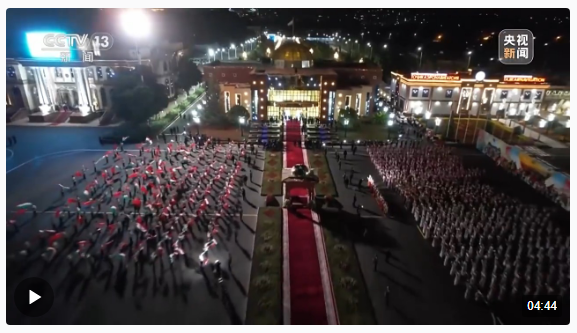 習(xí)近平抵達(dá)杜尚別開始對(duì)塔吉克斯坦進(jìn)行國(guó)事訪問(wèn)