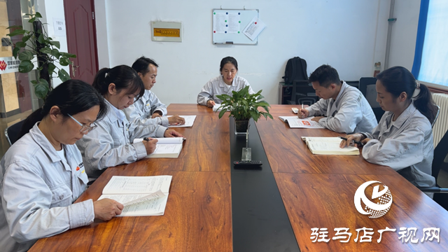 黃楠楠:甘于奉獻(xiàn)創(chuàng)佳績(jī) 平凡崗位展風(fēng)采