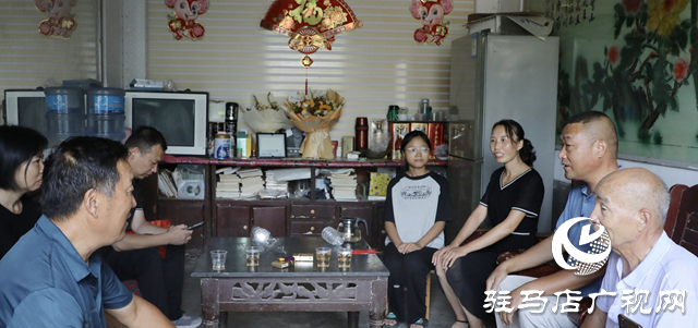 泌陽縣：愛心企業(yè)捐贈獎學(xué)金 助力學(xué)子圓夢北大