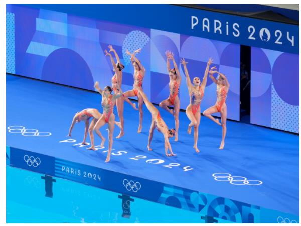 甲骨文“山”字驚艷亮相花泳池，中國隊奪首金創(chuàng)歷史丨豫見巴黎奧運