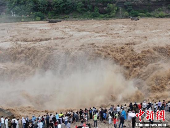 山西壺口瀑布&ldquo;金瀑飛流&rdquo;迎來(lái)最佳觀賞期