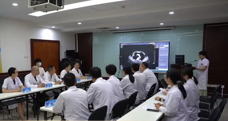 只需掛一個號，專家圍著患者轉(zhuǎn)！這是什么操作？